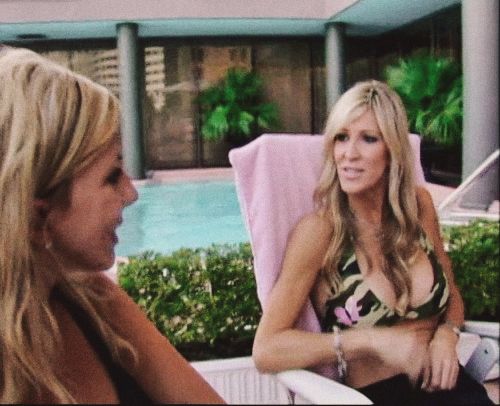 RHOC Les Real Housewives d'Orange County S1E3 saison 1 épisode 3 Remise en question